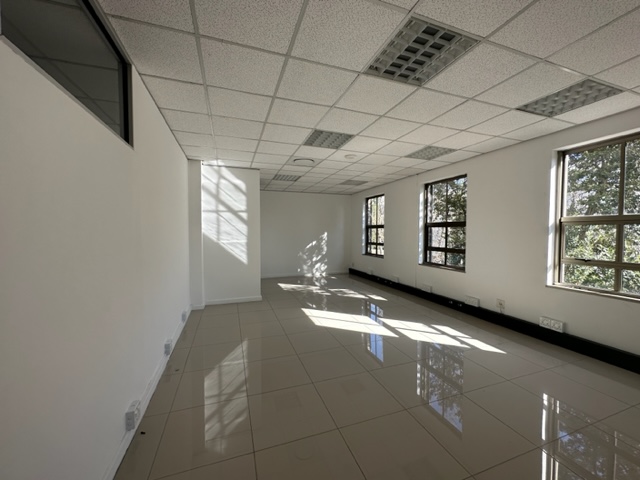 To Let commercial Property for Rent in Rondebosch Western Cape